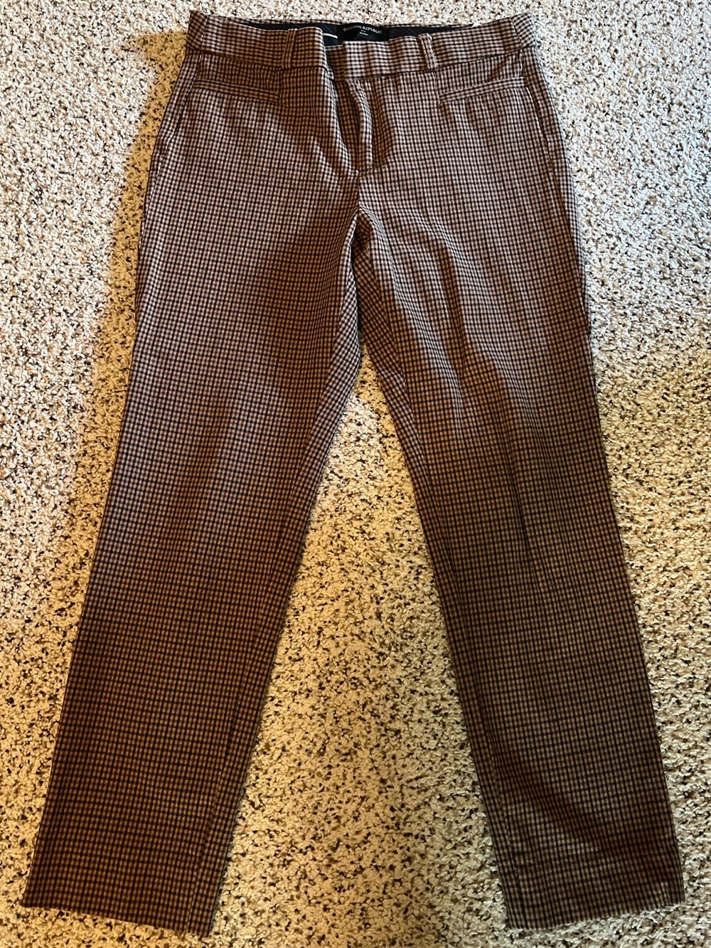 Banana Republic Sloan Ankle Brown check pant womens 4